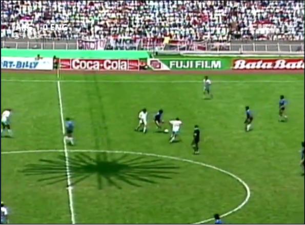马拉多纳进球集锦（1986世界杯阿根廷对英格兰）(34)