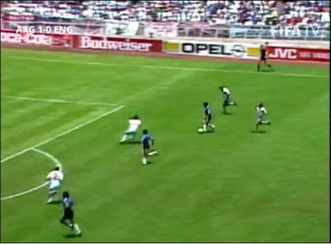 马拉多纳进球集锦（1986世界杯阿根廷对英格兰）(39)