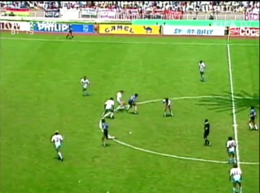 马拉多纳进球集锦（1986世界杯阿根廷对英格兰）(47)