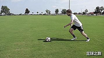 足球基本技术练习方法（基本功训练10个最佳步法）(18)