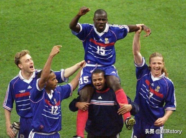法国足球评选历史最佳阵容（法国足球历史最佳阵容齐达内）(6)