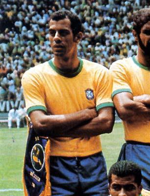 巴西队历届队长是谁（回顾历届世界杯巴西队长）(9)