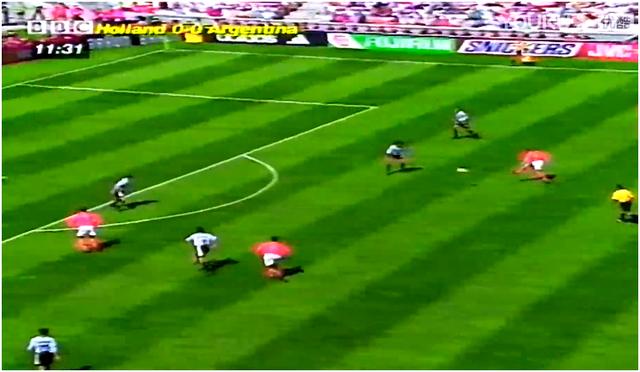 98年荷兰vs阿根廷（回顾1998世界杯荷兰对阿根廷）(3)