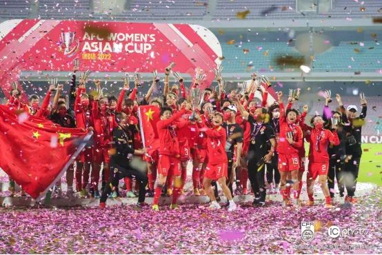 2022女足亚洲杯决赛中国女足绝地大逆转，3：2击败韩国夺冠，如何评价本场比赛？