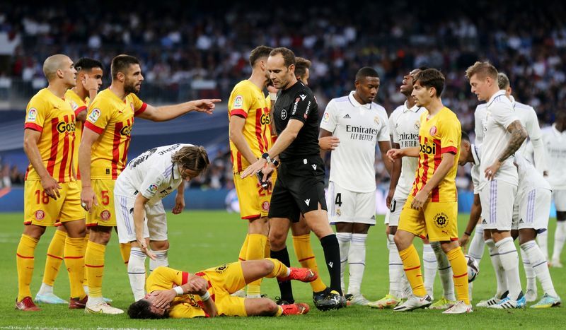 足球 - 西甲领头羊皇家马德里在赫罗纳主场迎战